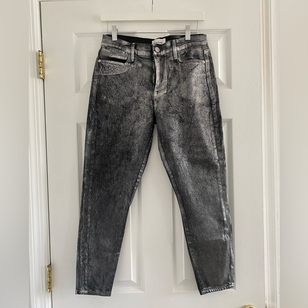 Frame Le High Skinny Coated Crop jeans.